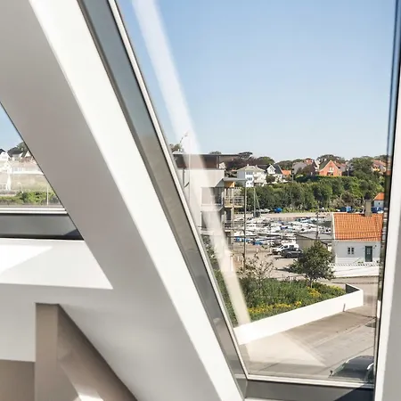 Stylish Loft On Bakaroy Апартаменты Хёугесунн