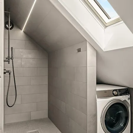 Stylish Loft On Bakaroy Апартаменты