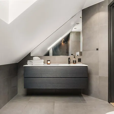 Апартаменты Stylish Loft On Bakaroy Хёугесунн