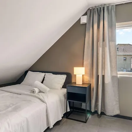 Апартаменты Stylish Loft On Bakaroy Хёугесунн